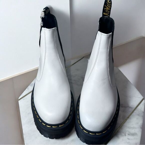 BRAND NEW Dr. Martens 2976 Quad Chelsea Slip-on Boot Size 9 Mens 10 Women EU 42 - Picture 5 of 12